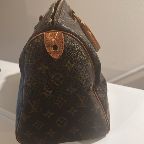 Louis Vuitton Speedy Purse - Picture 2 of 9